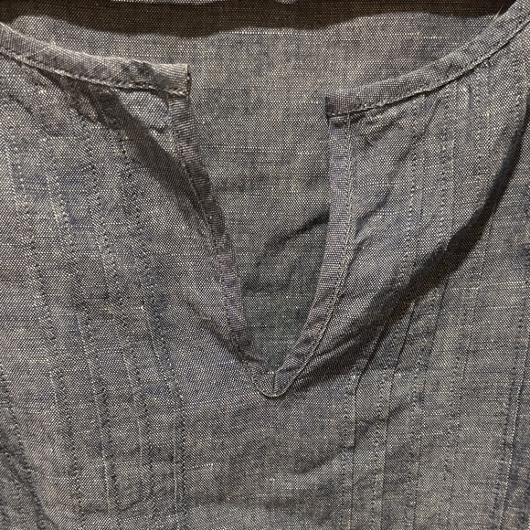 Talbots Blue Chambray Top - Picture 3 of 4